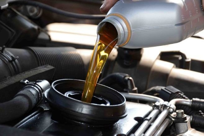 Oil Change: Ensuring Smooth Performance and Longevity of Your Vehicle Oil Change: Ensuring Smooth Performance and Longevity of Your Vehicle