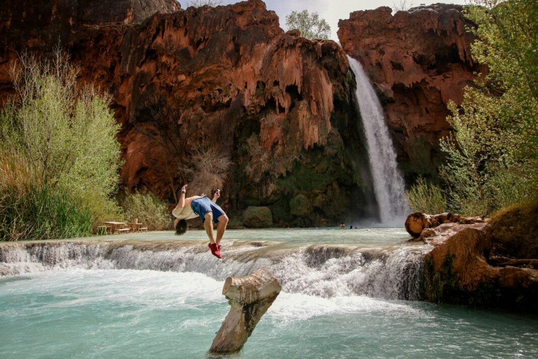 Eagle Falls Washington: A Detailed Guide to Its Natural Beauty Eagle Falls Washington
